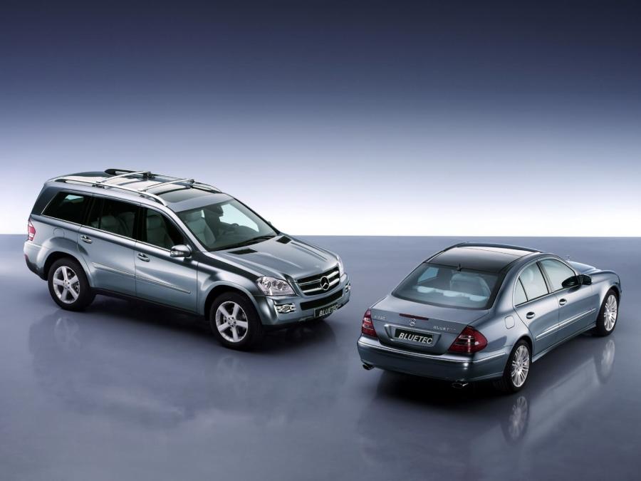  Mercedes-Benz E320 Vision BlueTEC concept 2006 года  (фото 10 из 12)